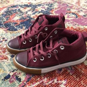 Maroon converse